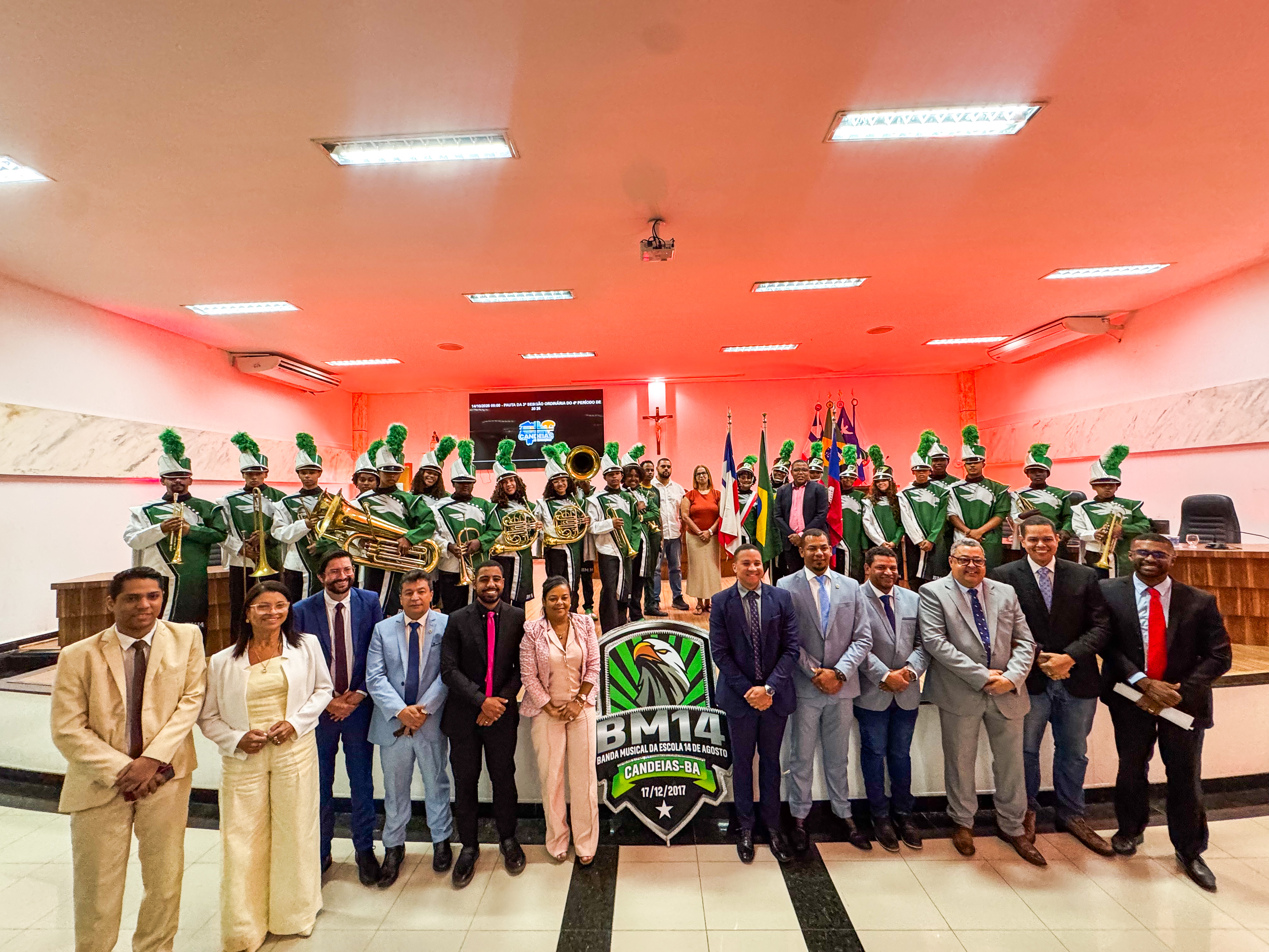 Câmara de Candeias aprova projetos de valorização cultural, reconhecimento do patrimônio e incentivo à mobilidade elétrica
